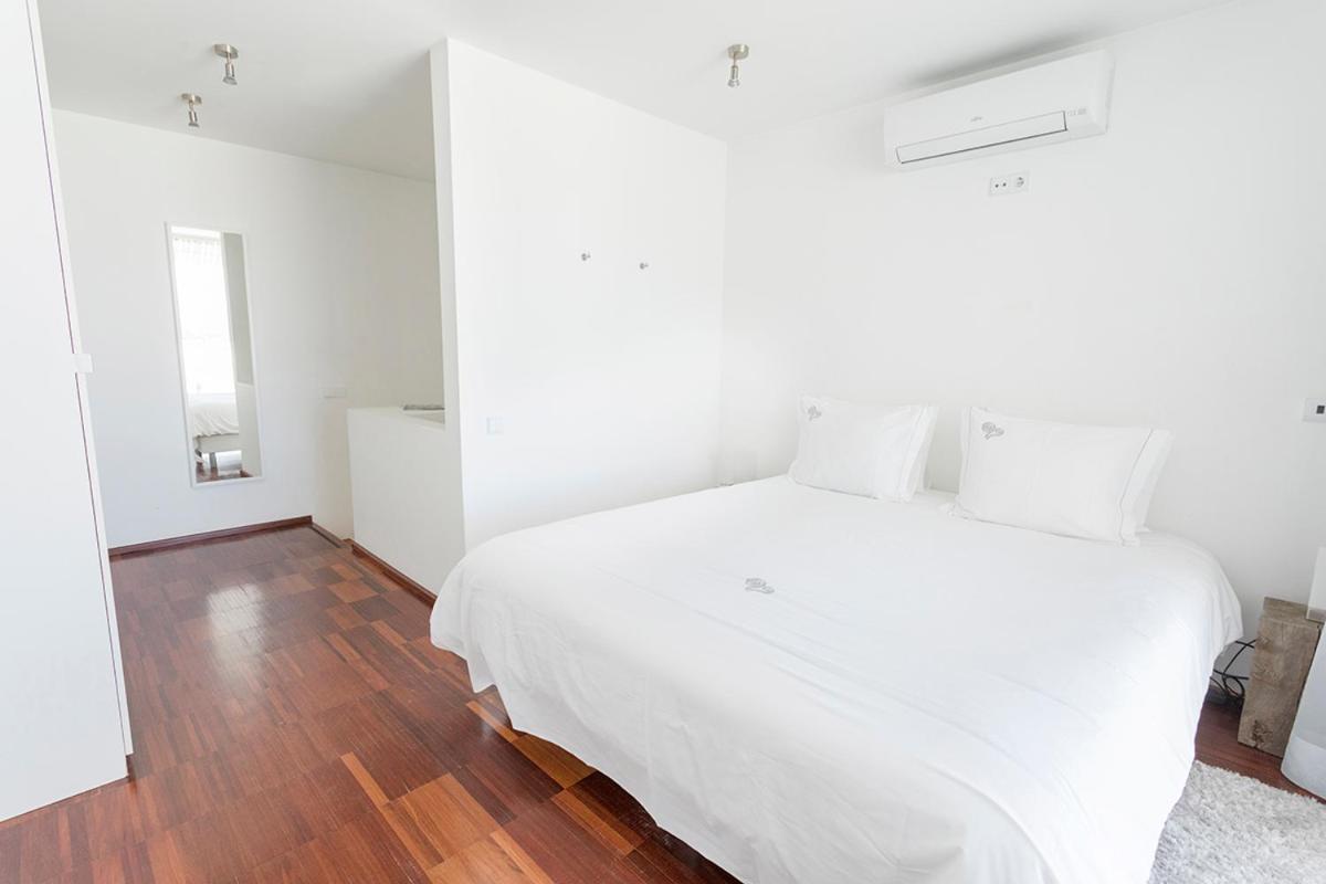 One2Seven Aparthotel Ferragudo  Bagian luar foto