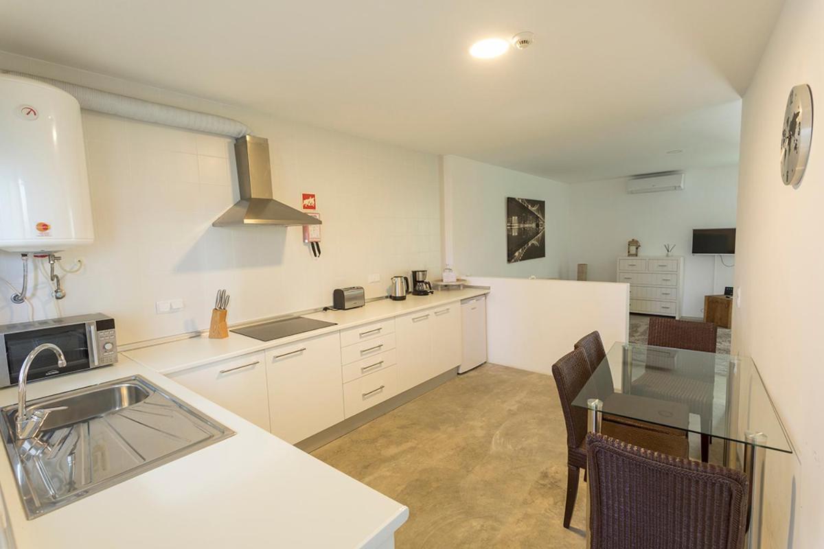 One2Seven Aparthotel Ferragudo  Bagian luar foto