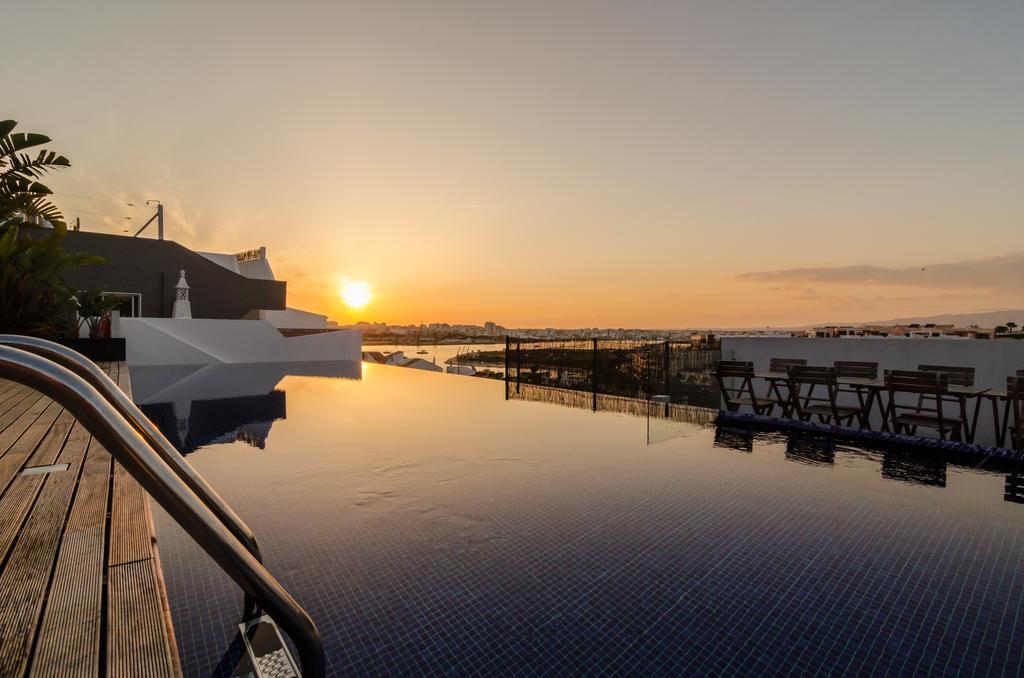 One2Seven Aparthotel Ferragudo  Ruang foto