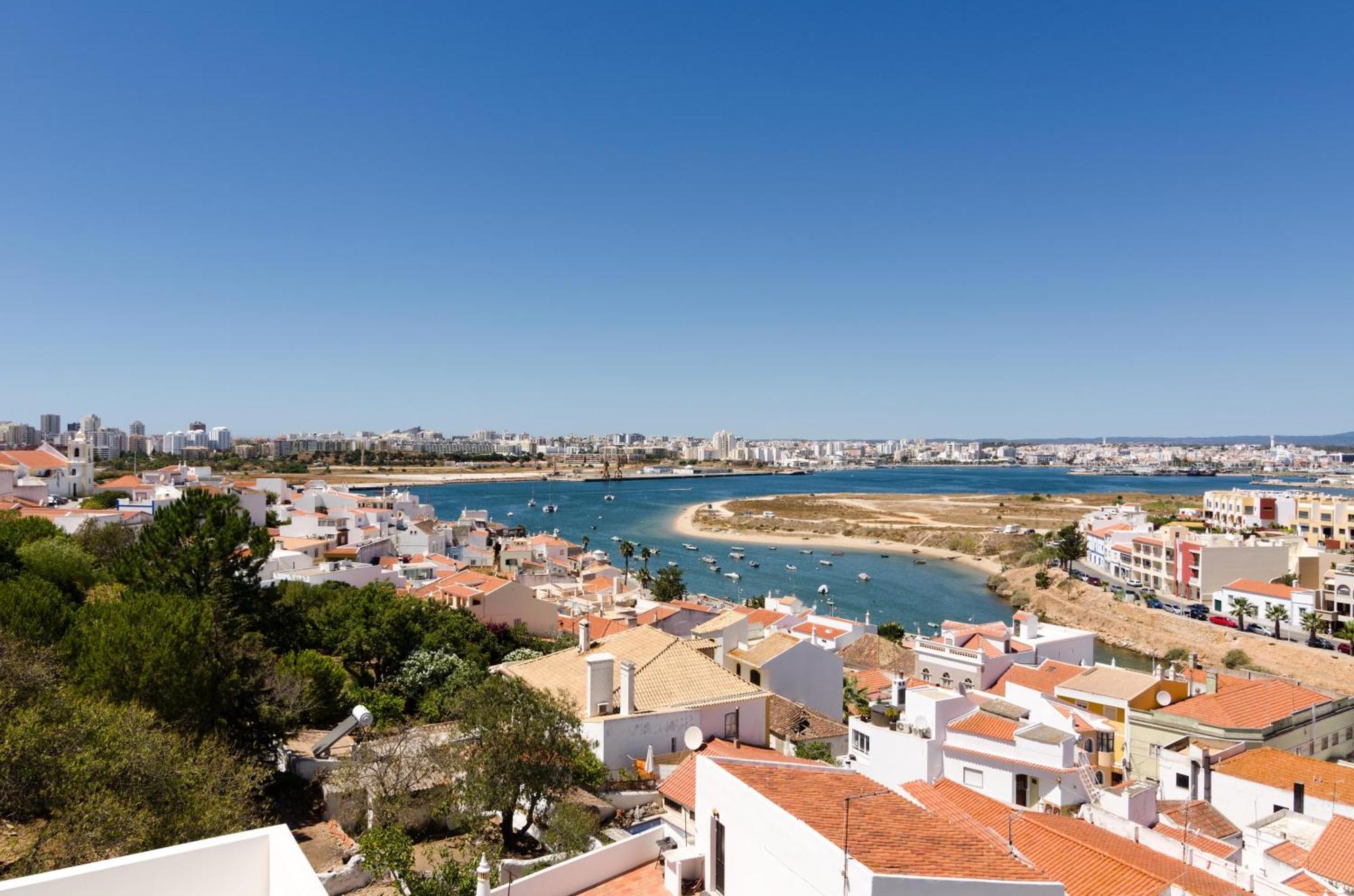 One2Seven Aparthotel Ferragudo  Bagian luar foto